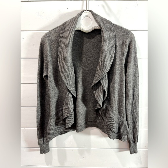 🩶 REPEAT - gray Ruffled Cardigan - Size S (38) - Picture 1 of 12